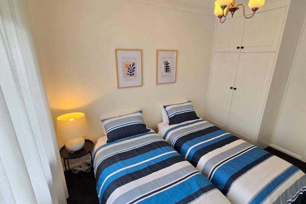 Elsternwick Easy Living - 2 Bedroom Sleeping 4 メルボルン エクステリア 写真